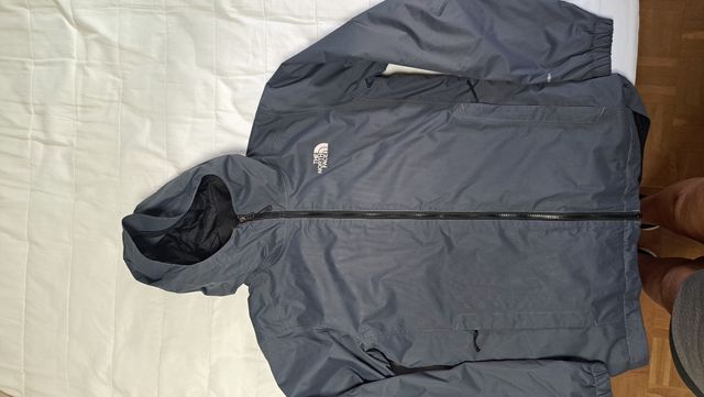 The North Face Abrigo Cortavientos Gris