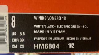 Nike Vomero 18 Scarpe da Corsa Verdi/Bianche