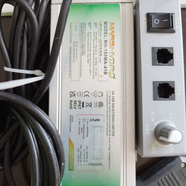 Foco LED Mars Hydro MH-150MA-41B.Hay 3 en stock