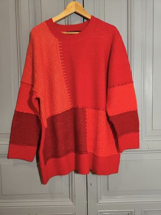 Jersey de ZARA, Jersey rojo de mujer