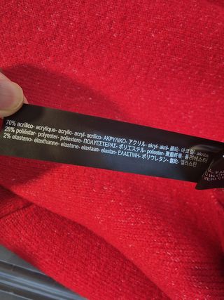 Jersey de ZARA, Jersey rojo de mujer