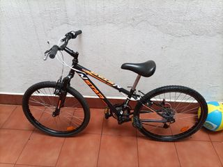 Bicicleta infantil marca NSTAR