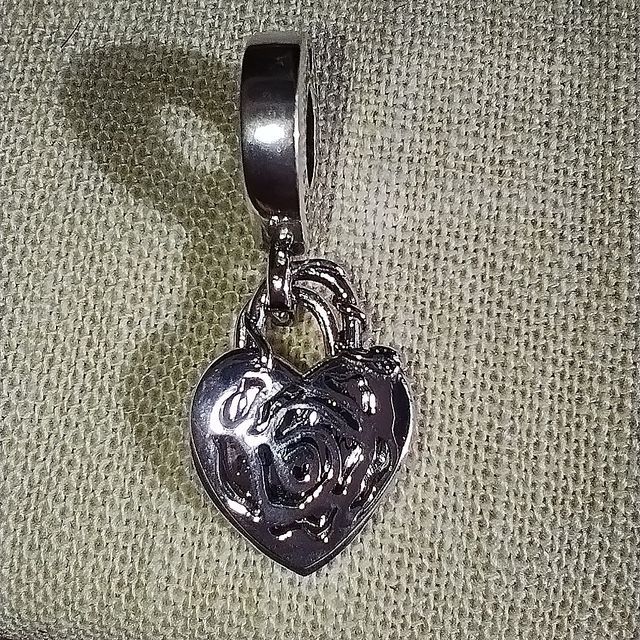 Colgante Corazón y Rosa Plata