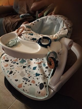 Asiento para bebé tipo trona
