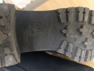 Botines negros de ante