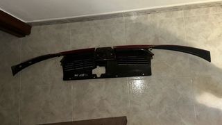 Parrilla Peugeot 206