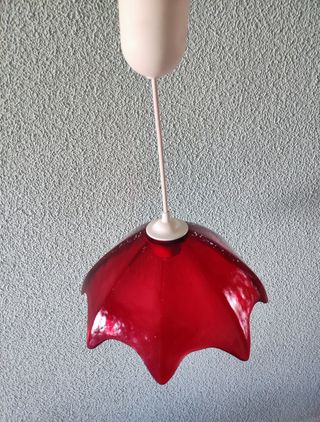 Lámpara de techo infantil roja