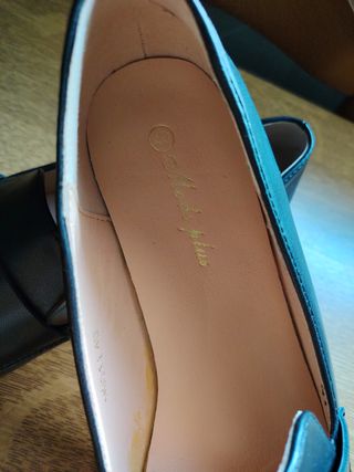 Zapatos negros tipo mocasín