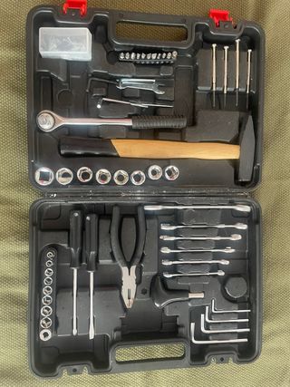 Caja de herramientas completa + obsequio
