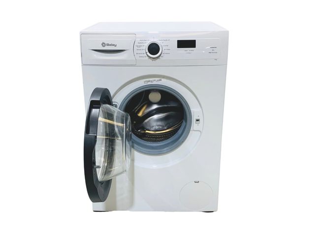 Lavadora de carga frontal en blanco. 8 Kg. Balay 3TS883BE/06