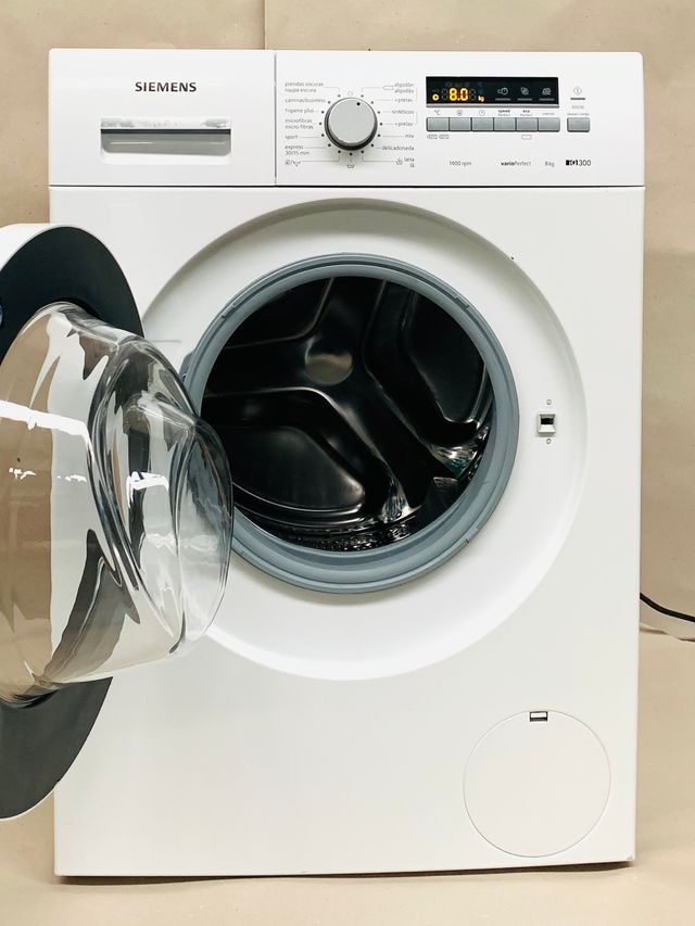 Lavadora blanca 8 kg. Siemens WM14K268EE/11
