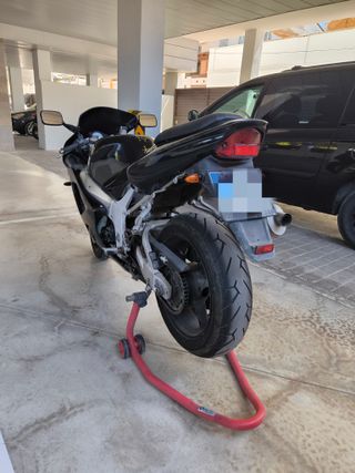 Suzuki GSX 750 R 2001