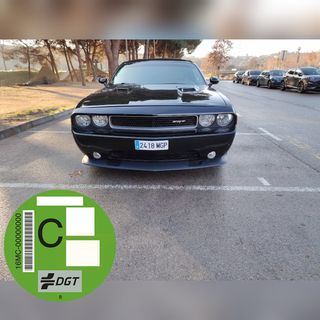 Dodge Challenger  srt8 6.4