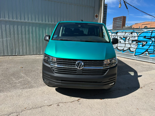Volkswagen Caravelle 2023