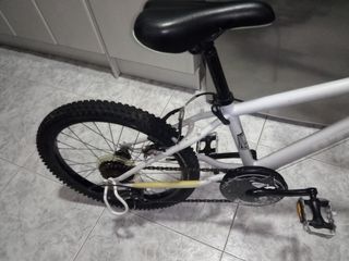 Bicicleta infantil Btwin con suspensión no envío 