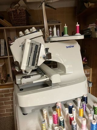 Máquina de Bordar Brother