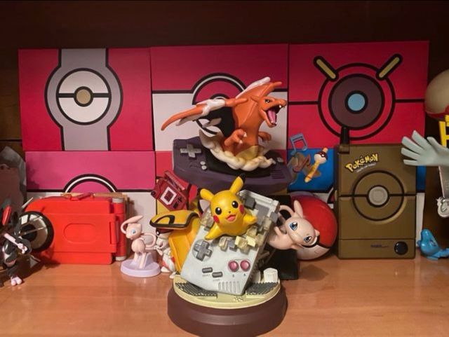 Figuras Pokémon 
LEER TODO EL ANUNCIO GRACIAS 