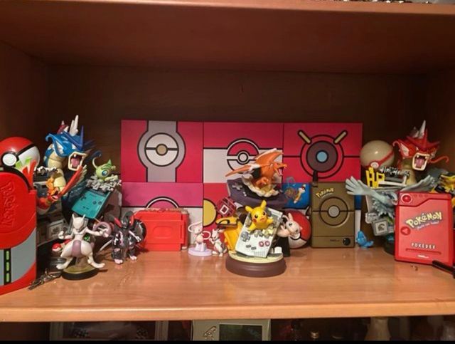 Figuras Pokémon 
LEER TODO EL ANUNCIO GRACIAS 