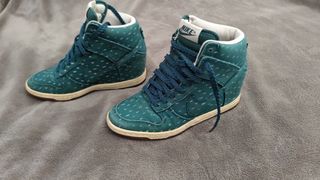 Zapatillas Nike Dunk Sky con tacón