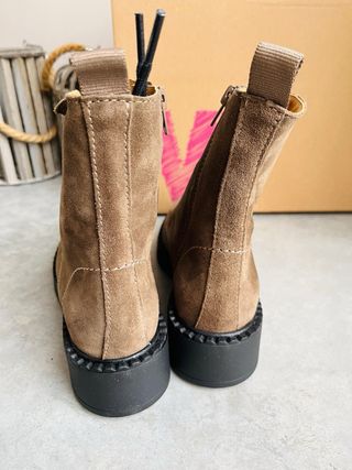 Botines piel camel cordones talla 37