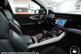 Audi Q7 2021 60TFSIe S-Line