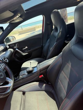 Mercedes-Benz A200 2021