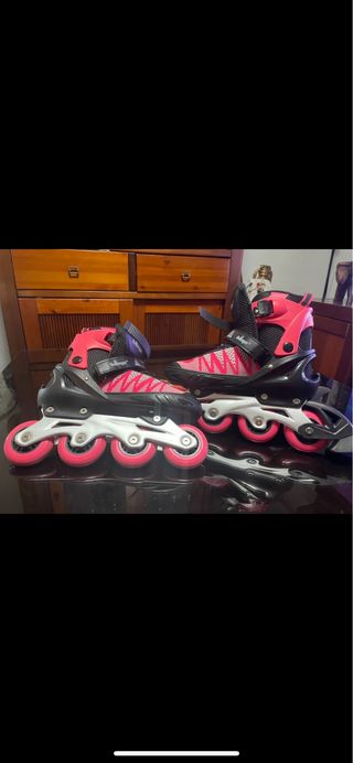 Patines en línea rosas y negros talla M (37-40)