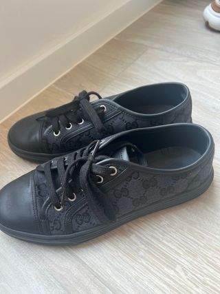 Zapatillas Gucci Negras y Azul Marino