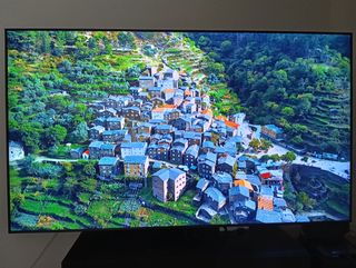 TV Samsung 85 QLED QE85Q70BA. Peana Central.