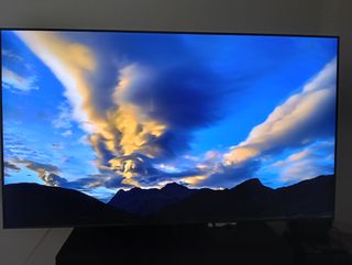 TV Samsung 85 QLED QE85Q70BA. Peana Central.