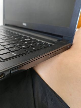 Portátil Dell Vostro 3558