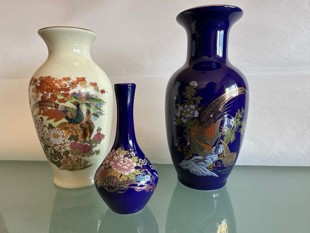 Jarrón de cerámica con diseño de aves