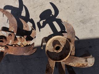 Ásperos para motocultor, ojo no son nuevos.