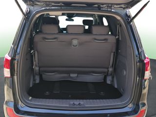 Ssangyong Rodius D22T Limited 131 kW (178 CV)