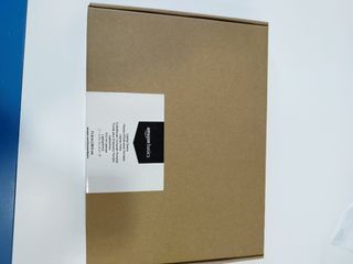 Funda portátil Amazon Basics