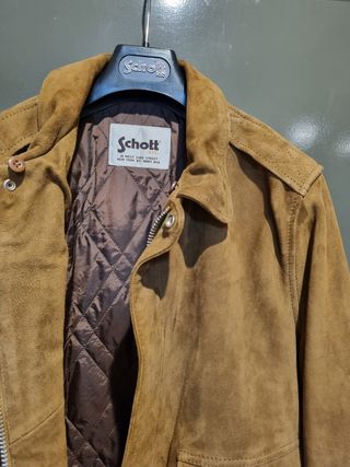 Chaqueta Schott.