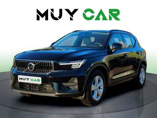 Volvo XC40 T2 Momentum Core 95 kW (129 CV)