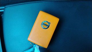 Volvo XC40 T2 Momentum Core 95 kW (129 CV)