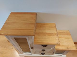 Mueble recibidor escalonado madera y cristal