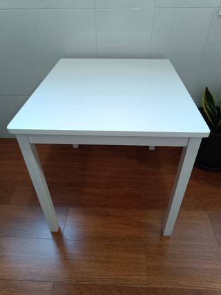Escritorio infantil blanco