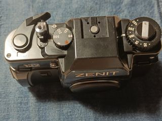 Macchina fotografica analogica zenit 122 corpo 