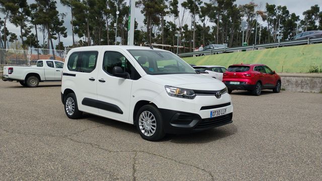 Toyota Proace City Verso 1.5D Family Active L1 96 kW (131 CV)
