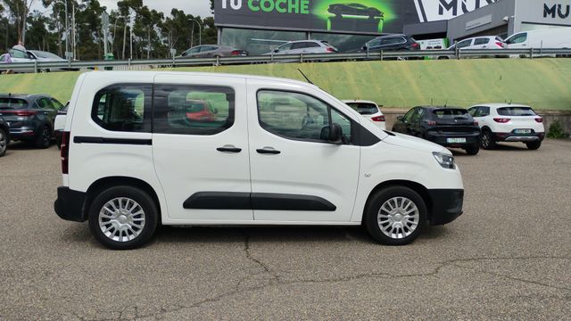 Toyota Proace City Verso 1.5D Family Active L1 96 kW (131 CV)