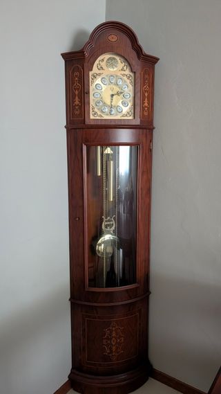 Reloj carrillón de artesanía española