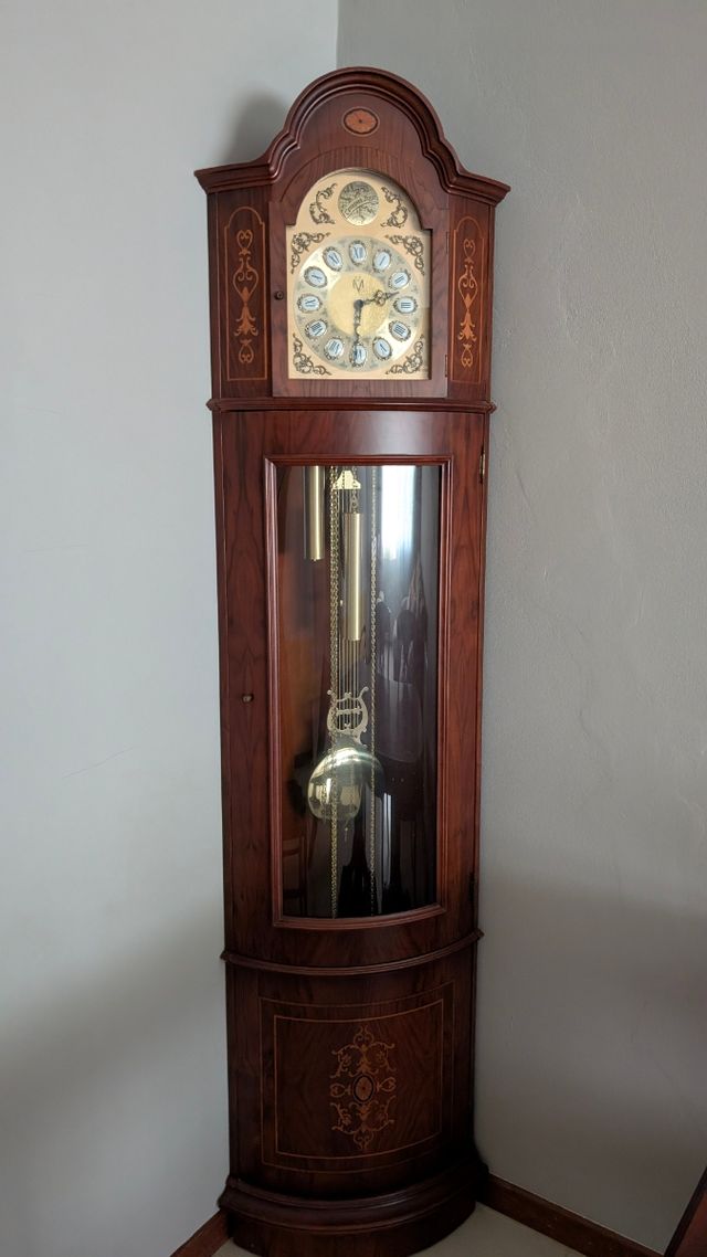 Reloj carrillón de artesanía española