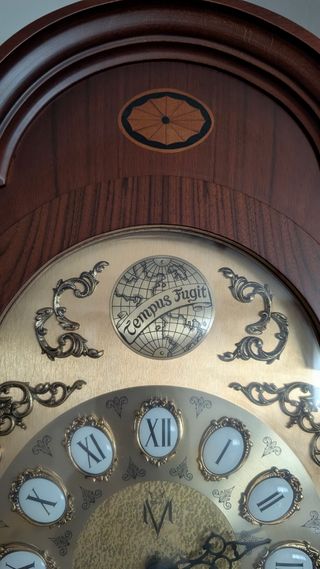 Reloj carrillón de artesanía española