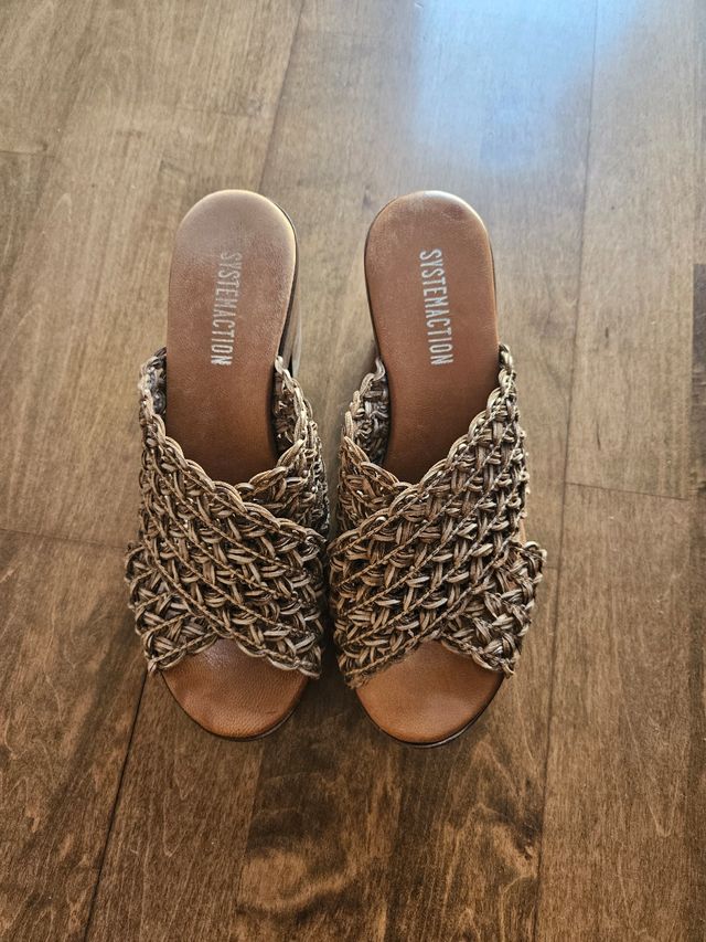 Zuecos Systemaction Plataforma Marrón