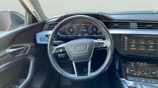 Audi e-tron Advanced 50 quattro 230 kW (313 CV)