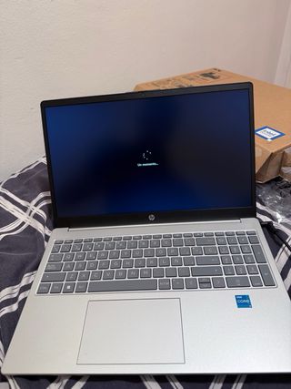 Ordenador HP Plata Nuevo
