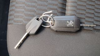 Peugeot Traveller BlueHDi 150 Allure Standard EAT6 132 kW (180 CV)